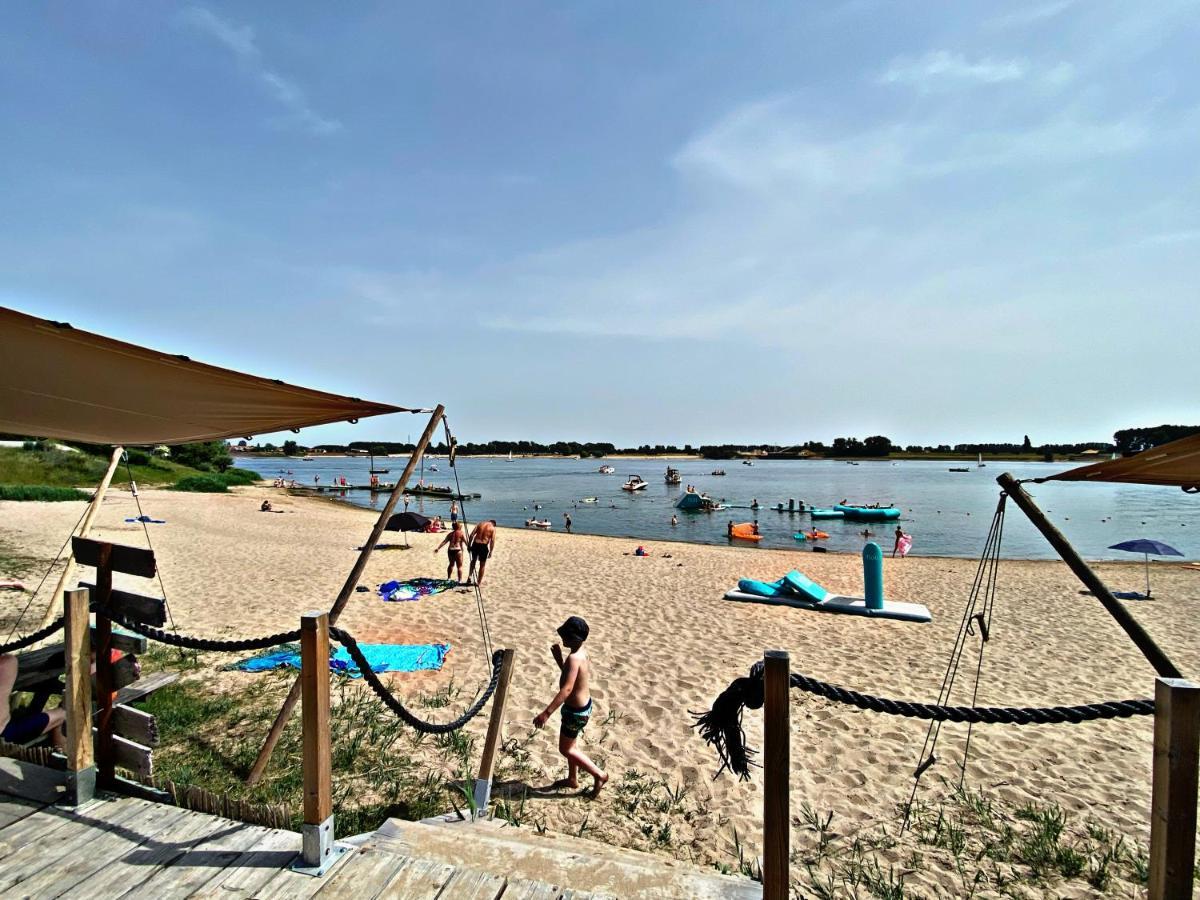 Ferienhaus Luxchalet #Vaju Lathum# Am See, Strand, Pool, Nationalpark Экстерьер фото