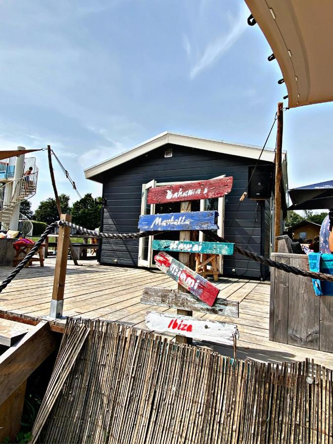 Ferienhaus Luxchalet #Vaju Lathum# Am See, Strand, Pool, Nationalpark Экстерьер фото